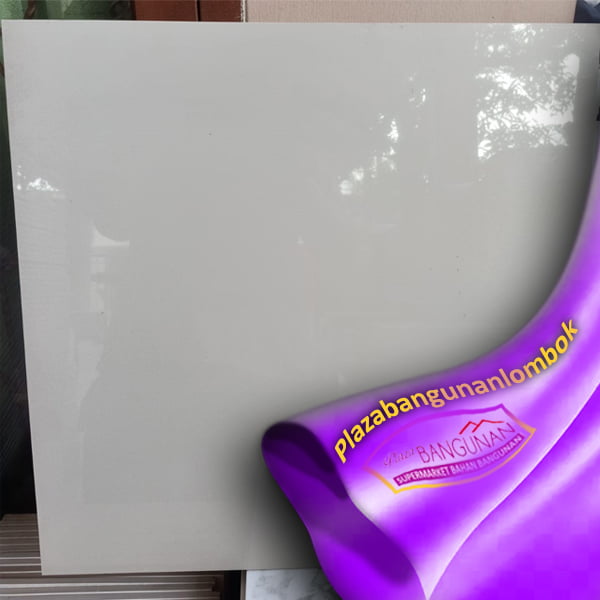 IVORY CREAM  POLOS 60X60